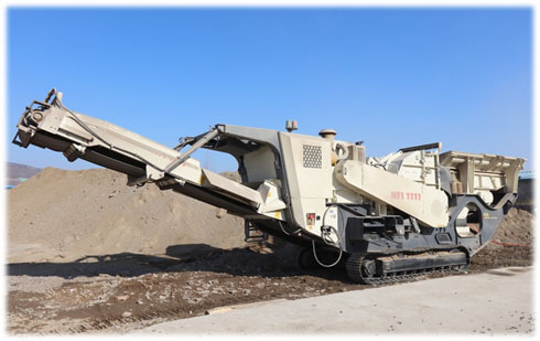 曲沃履帶式篩分移動破碎站